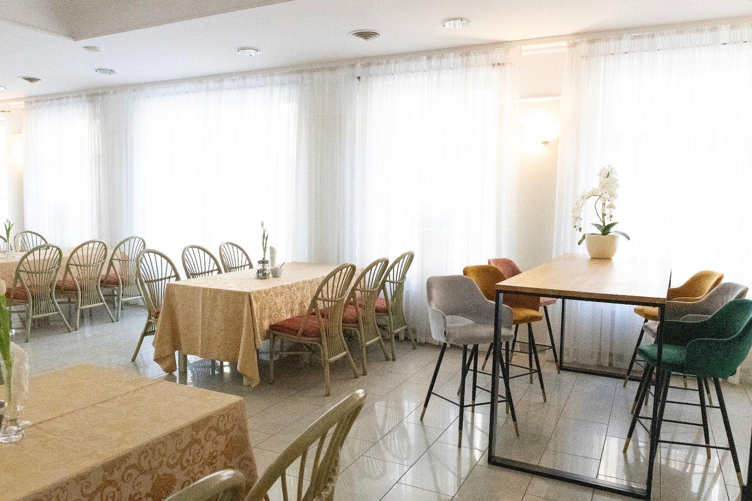 Hotel Calisia Kaliszki Buitenkant foto