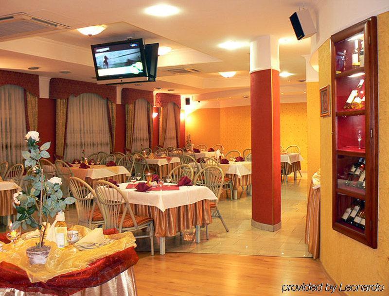 Hotel Calisia Kaliszki Restaurant foto