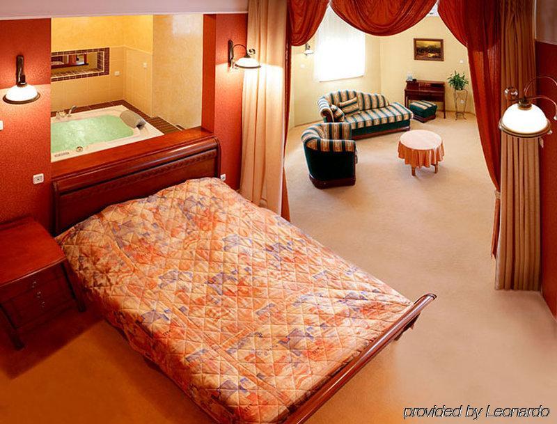Hotel Calisia Kaliszki Kamer foto