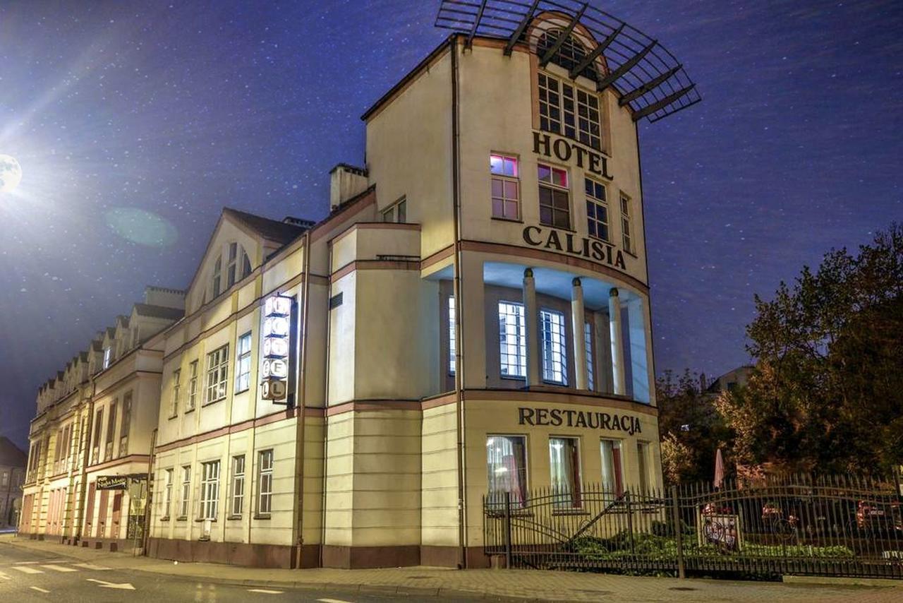Hotel Calisia Kaliszki Buitenkant foto